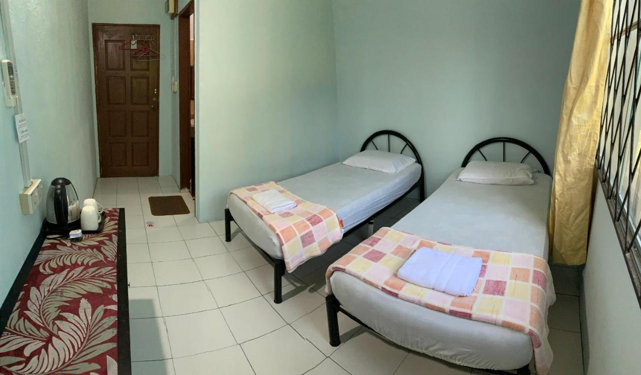 Rtms Guesthouse Semporna Eksteriør billede
