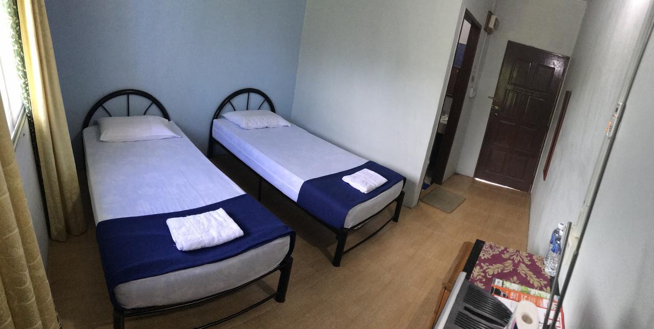 Rtms Guesthouse Semporna Eksteriør billede